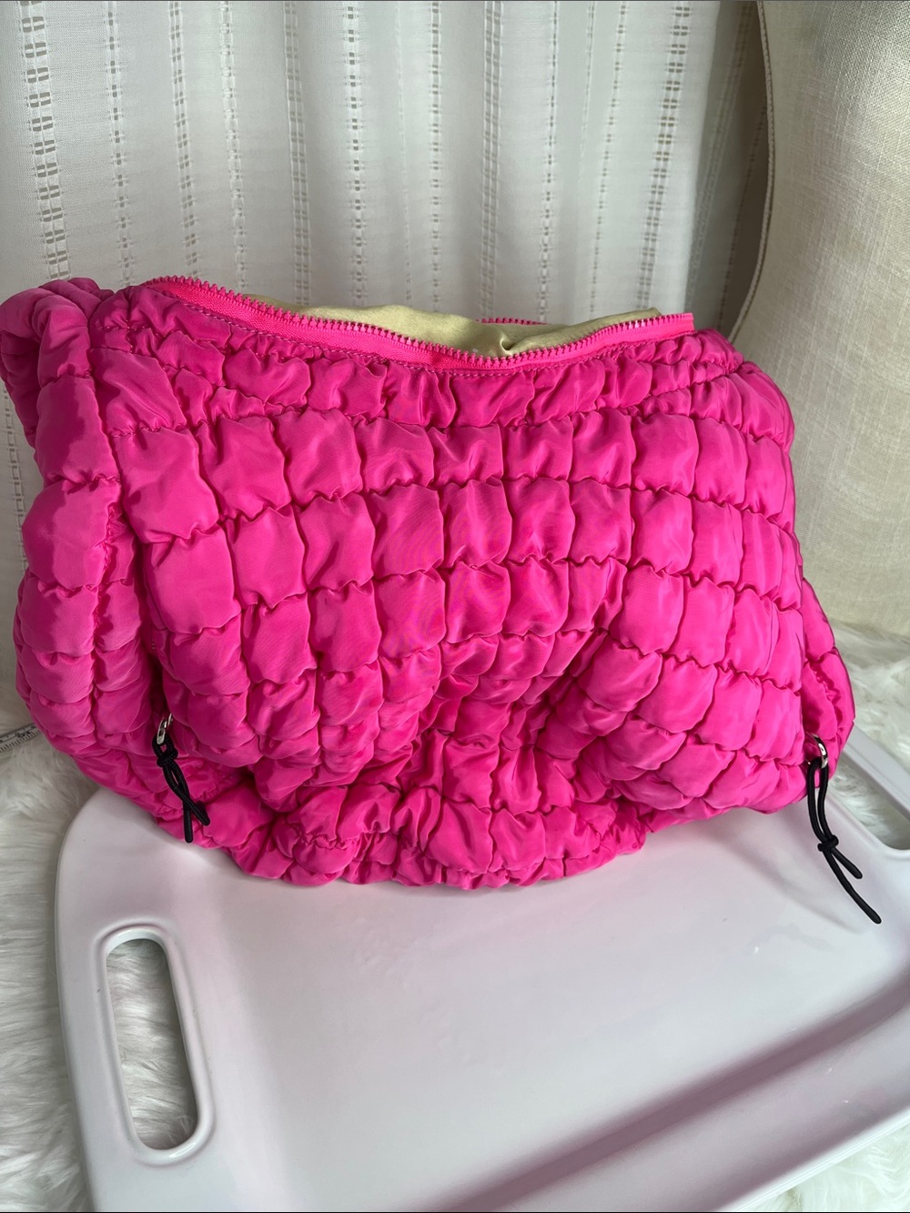 Bright Pink Quilted Shoulder Bag - Picture 10 of 12
